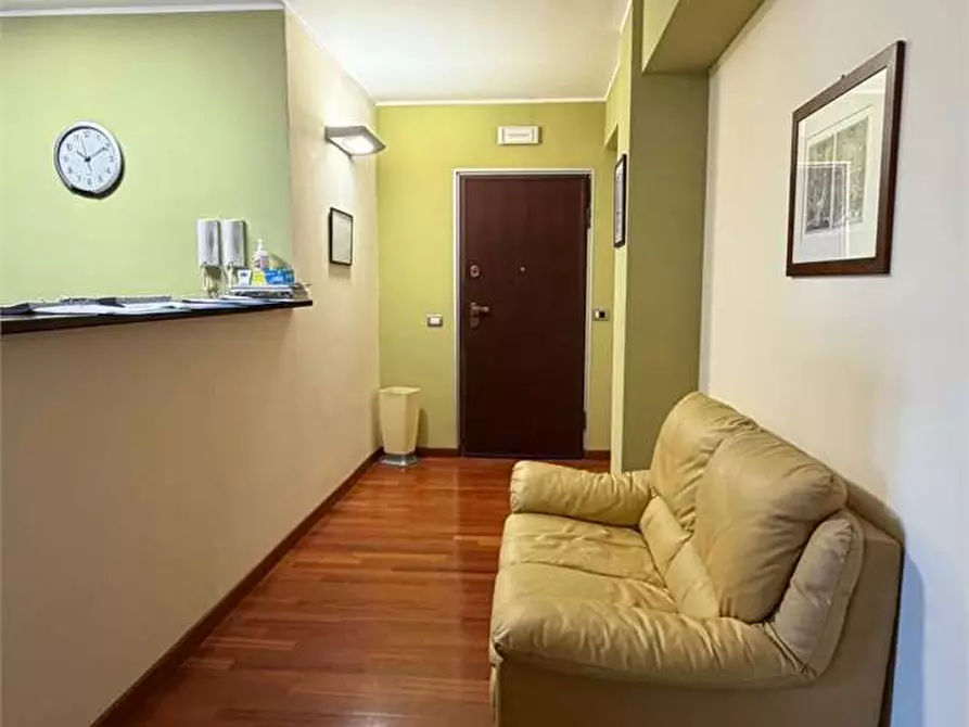 Immagine 4 di Ufficio in vendita  a Siracusa