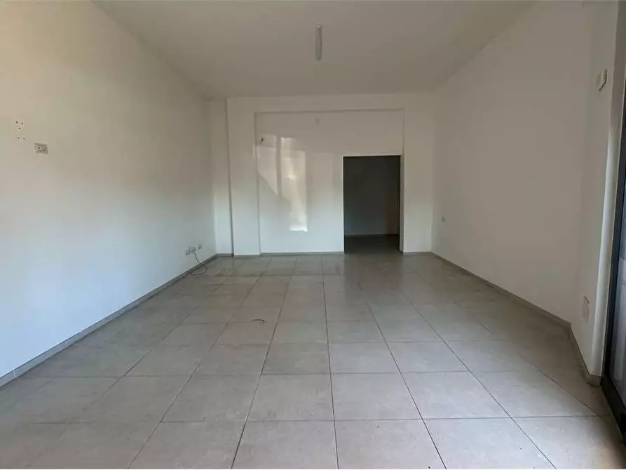 Immagine 4 di Negozio in affitto  in Via scala Greca a Siracusa