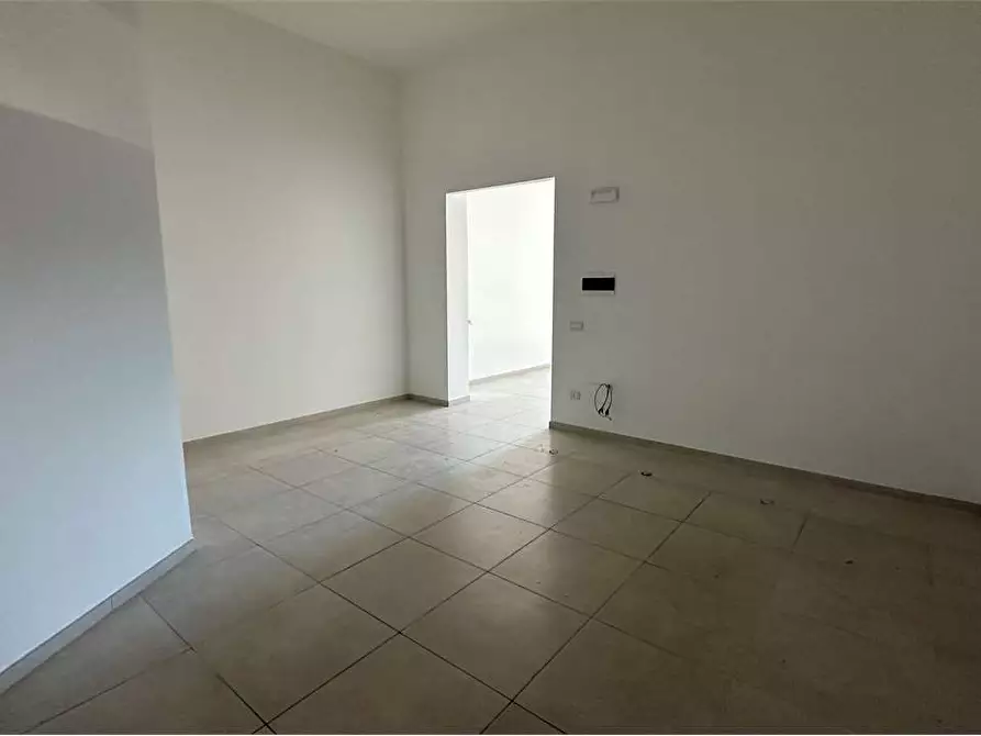 Immagine 10 di Negozio in affitto  in Via scala Greca a Siracusa