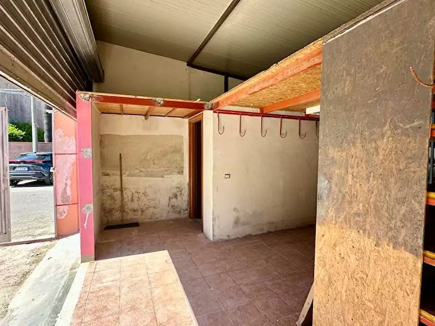 Immagine 3 di Garage in affitto  in Via Moncenisio a Siracusa