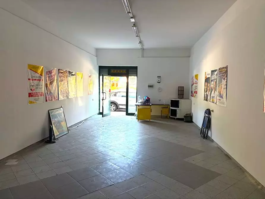 Immagine 5 di Negozio in affitto  in Via Malta a Siracusa