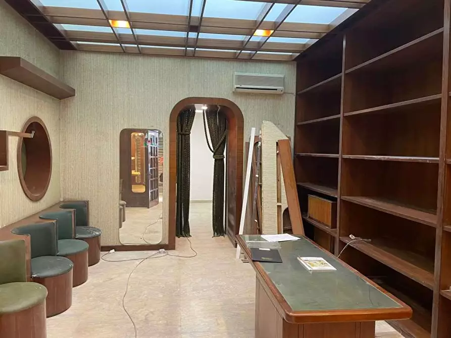 Immagine 1 di Negozio in vendita  a Augusta