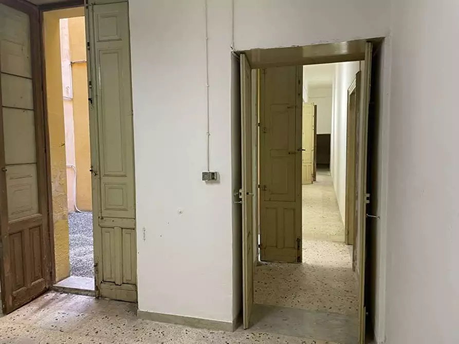 Immagine 6 di Negozio in vendita  a Augusta