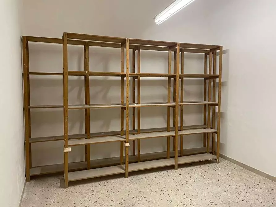Immagine 8 di Negozio in vendita  a Augusta