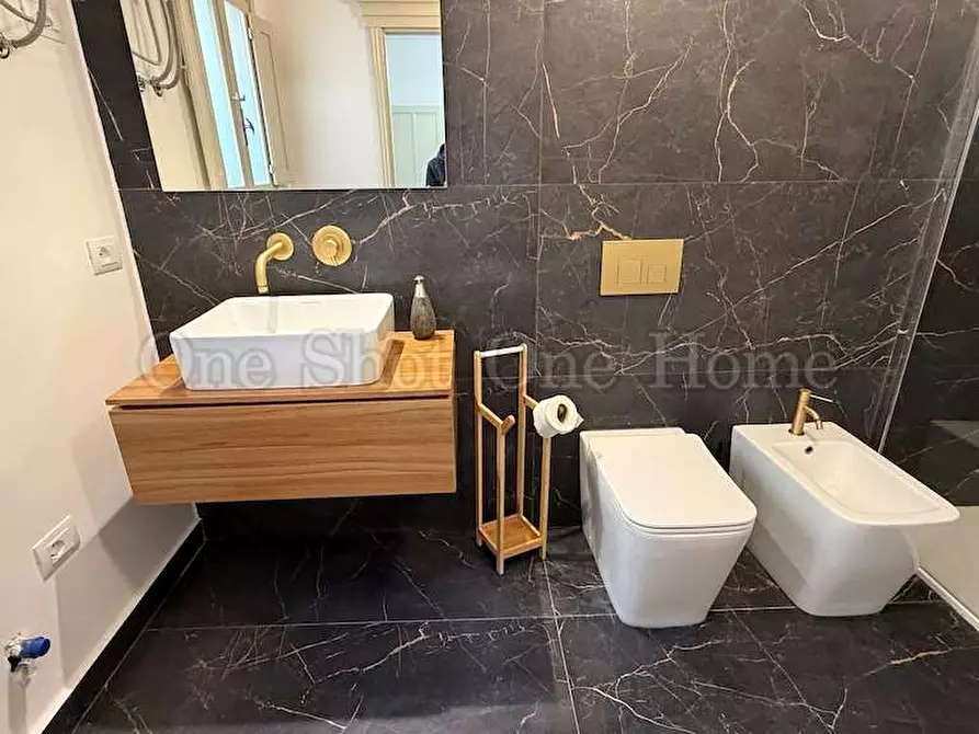 Immagine 12 di Appartamento in vendita  in Via Monfalcone a Siracusa