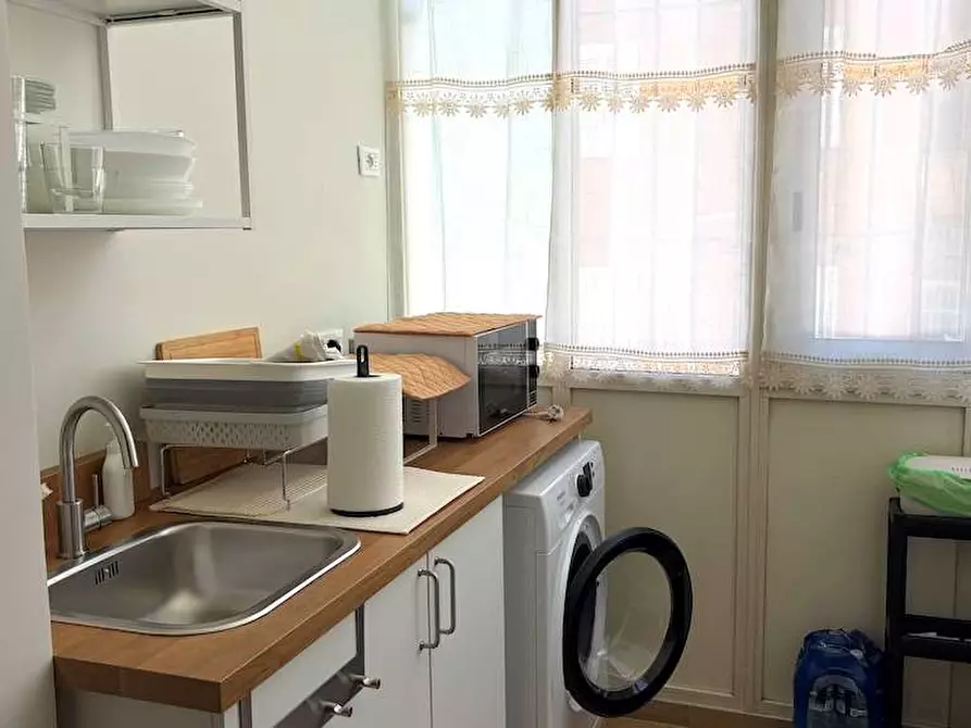 Immagine 10 di Appartamento in affitto  in Via Tevere a Siracusa