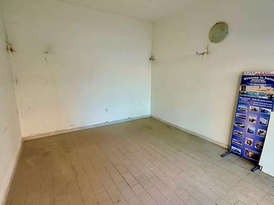 Immagine 31 di Appartamento in affitto  in Via Modica a Siracusa