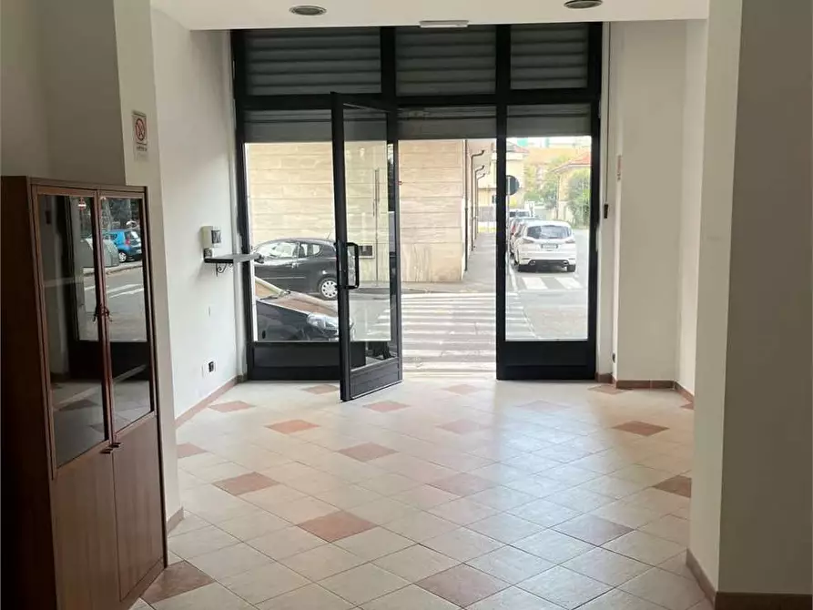 Immagine 3 di Negozio in affitto  in VIA PO 24B a Rivoli