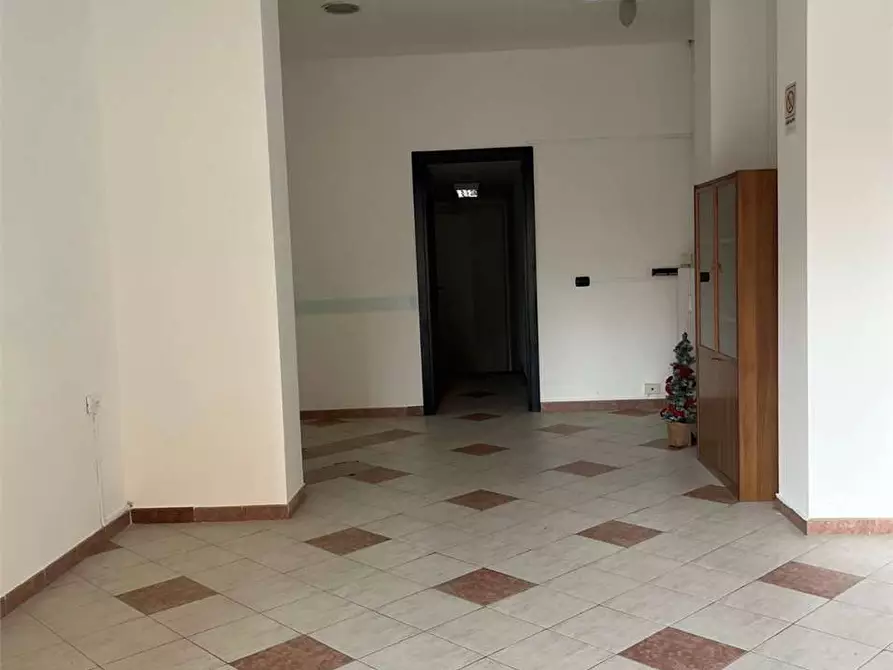 Immagine 4 di Negozio in affitto  in VIA PO 24B a Rivoli