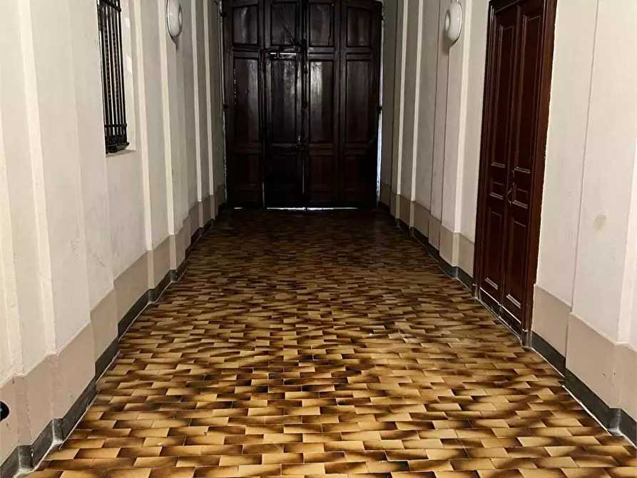 Immagine 3 di Negozio in vendita  in VIA GIOBERTI  54 a Torino