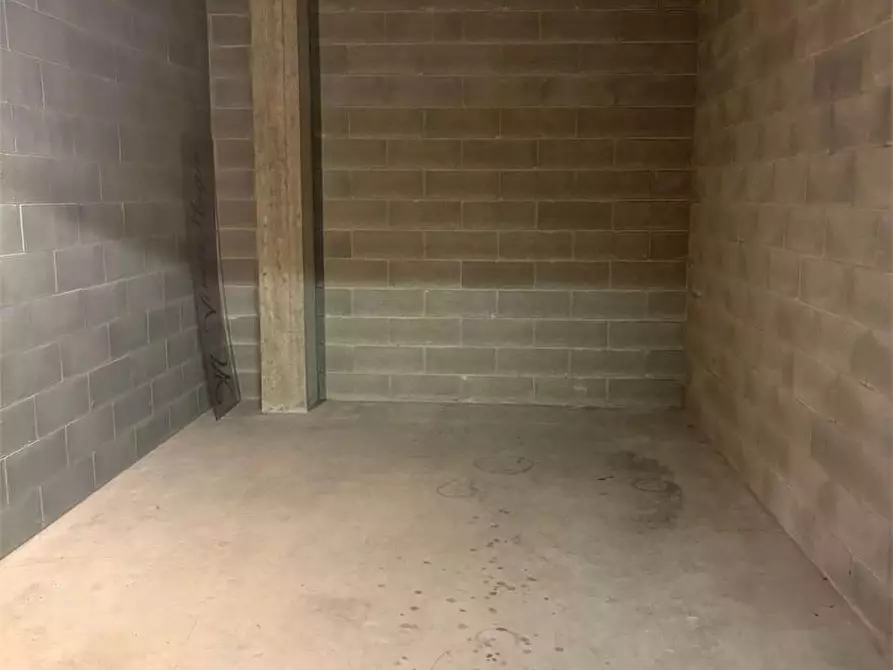 Immagine 5 di Garage in affitto  in VIA RITA LEVI MONTALCINI a Rivoli