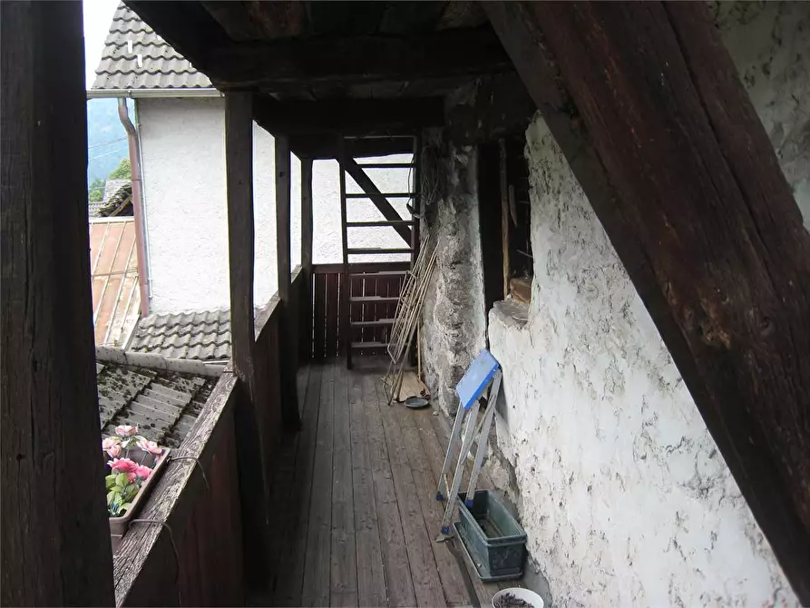 Immagine 5 di Baita in vendita  in barzona 10 a Calasca-Castiglione