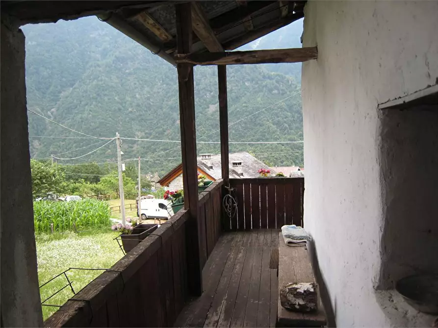 Immagine 20 di Baita in vendita  in barzona 10 a Calasca-Castiglione