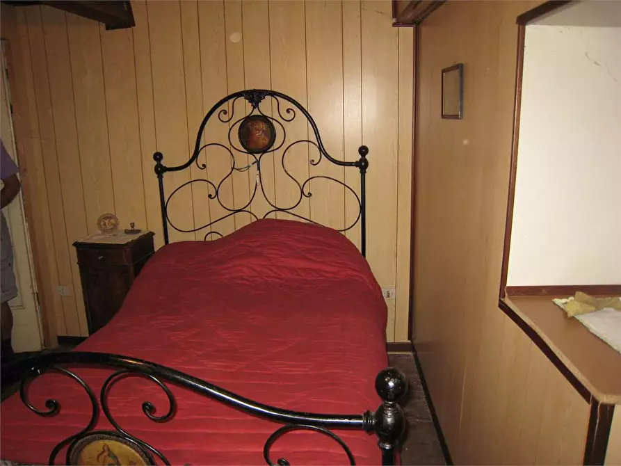 Immagine 16 di Baita in vendita  in barzona 10 a Calasca-Castiglione