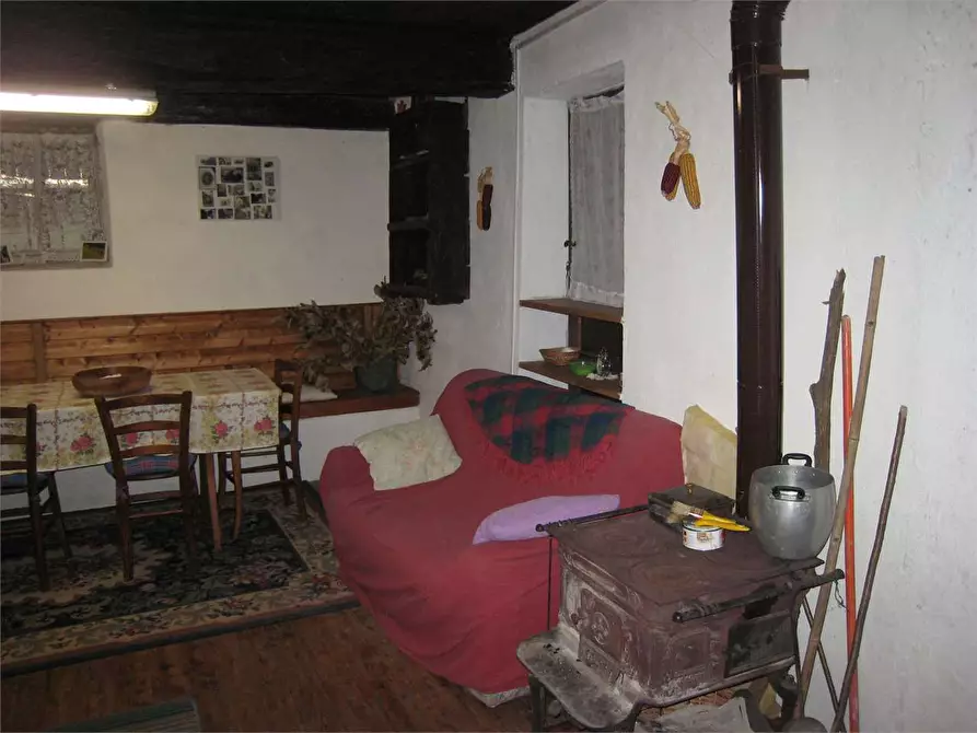 Immagine 11 di Baita in vendita  in barzona 10 a Calasca-Castiglione