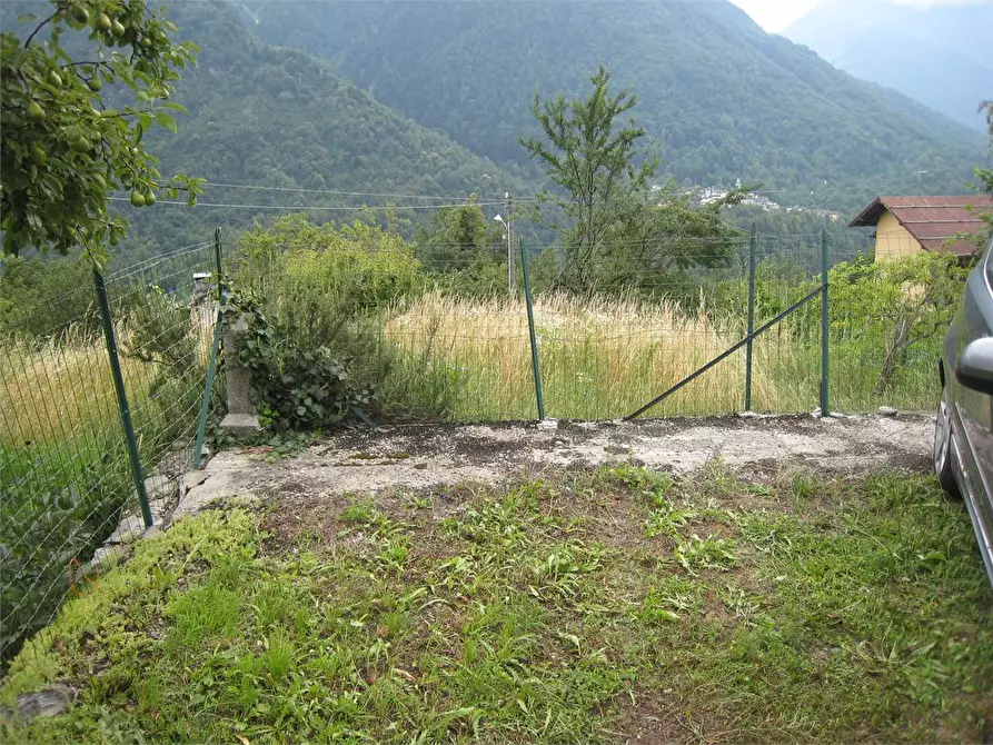 Immagine 22 di Baita in vendita  in barzona 10 a Calasca-Castiglione