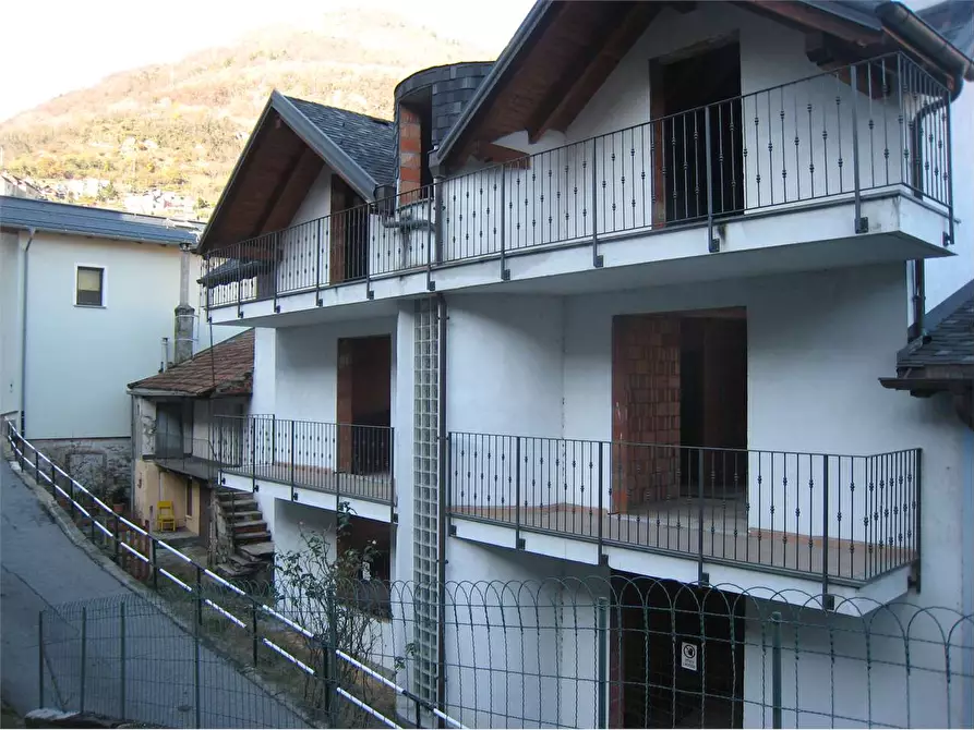 Immagine 1 di Casa indipendente in vendita  in paolo marino 23 a Villadossola