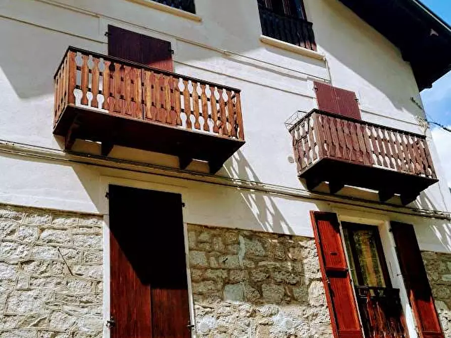 Immagine 3 di Mansarda in vendita  in CAMPIIOLI a Ceppo Morelli