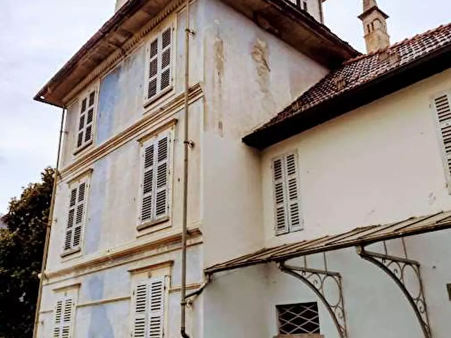 Immagine 2 di Villa in vendita  in CENTRO a Masera