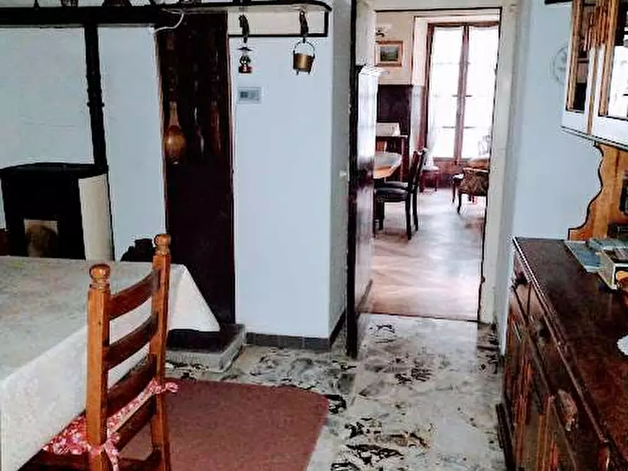 Immagine 8 di Villa in vendita  in CENTRO a Masera