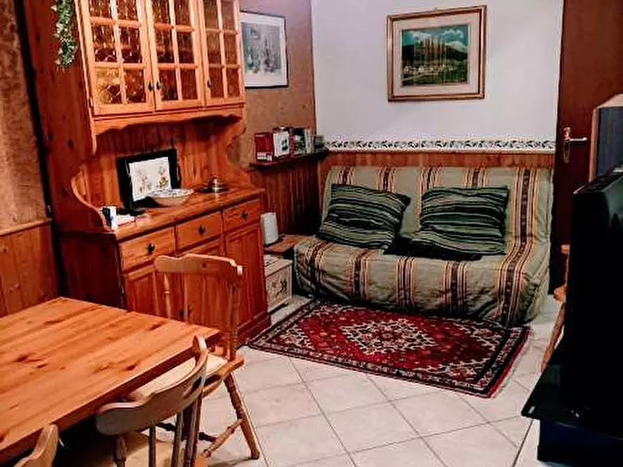 Immagine 6 di Appartamento in vendita  in piazza chiesa a Santa Maria Maggiore