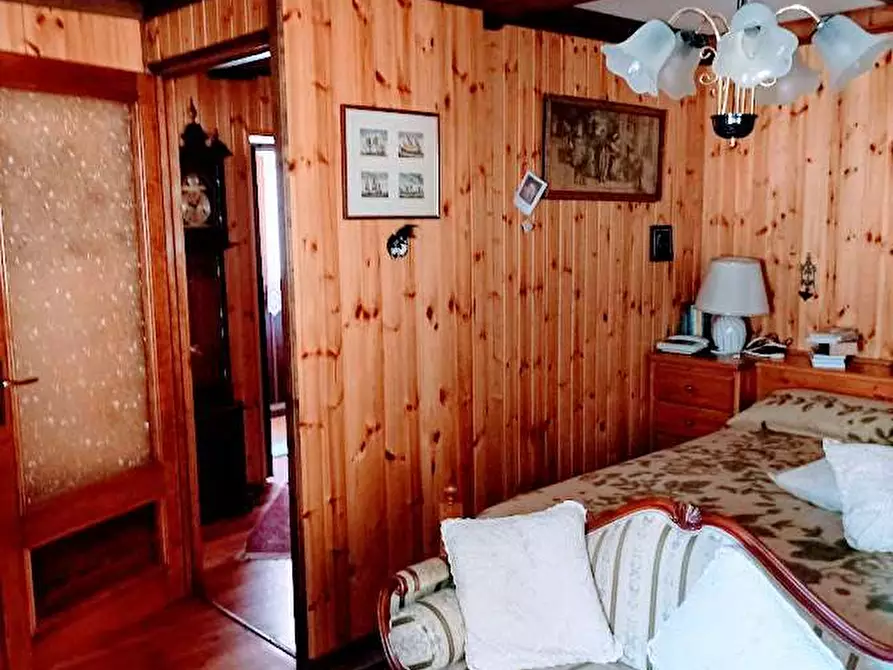 Immagine 21 di Porzione di casa in vendita  in SS549 a Vanzone Con San Carlo