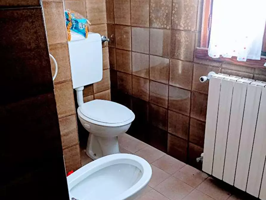 Immagine 34 di Porzione di casa in vendita  in SS549 a Vanzone Con San Carlo