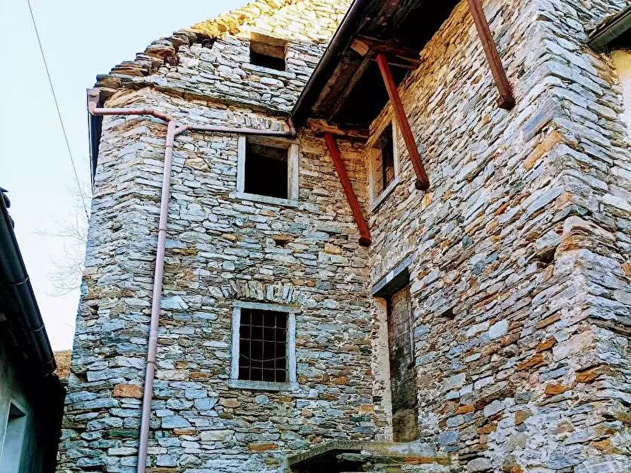 Immagine 2 di Baita in vendita  in GAGNONE a Druogno