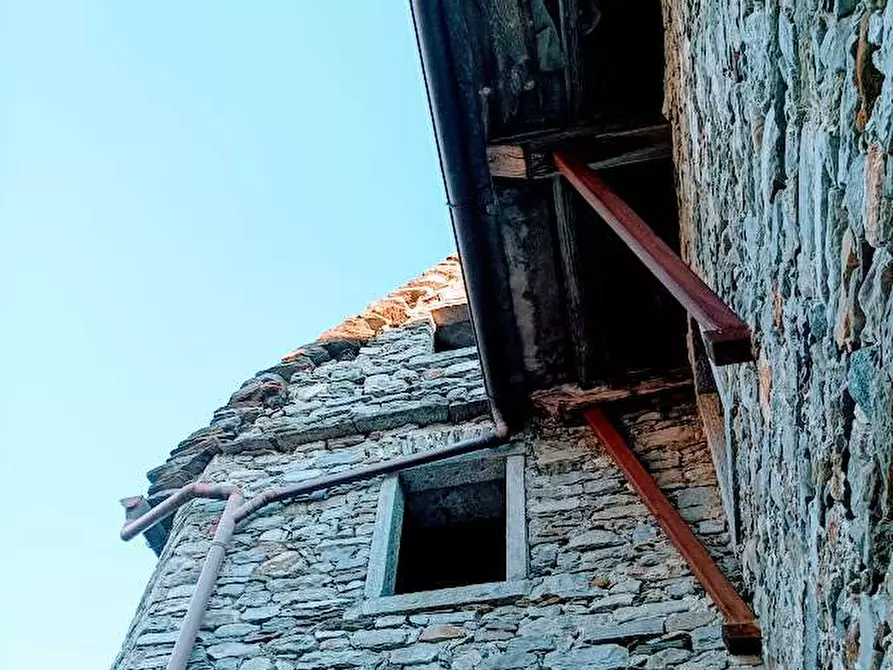 Immagine 19 di Baita in vendita  in GAGNONE a Druogno