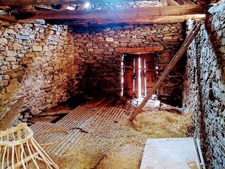 Immagine 9 di Rustico / casale in vendita  in BORGATA CASA DEI CONTI a Villadossola