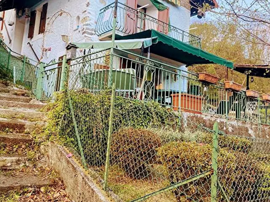 Immagine 36 di Casa indipendente in vendita  in SCAREO a Aurano