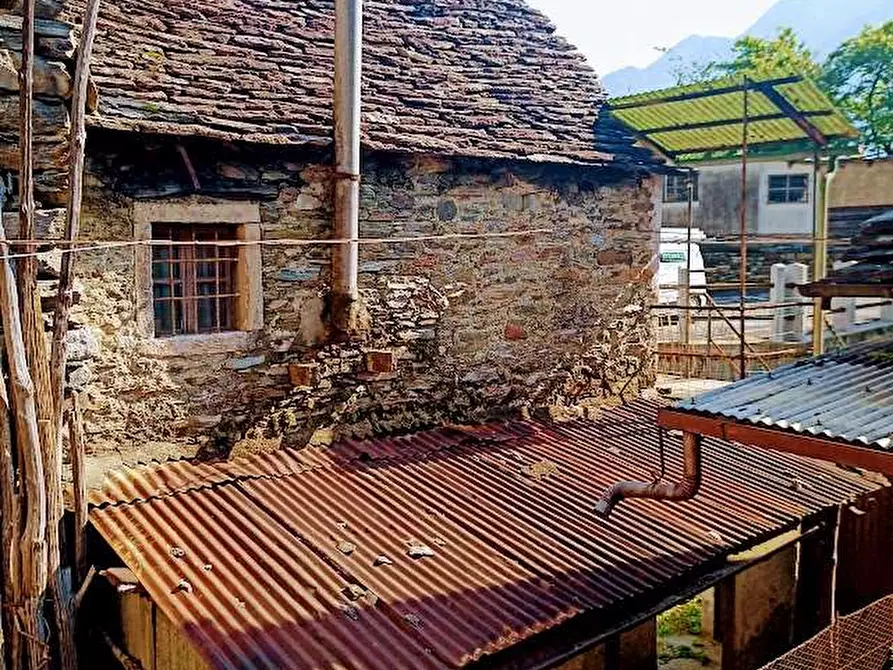 Immagine 30 di Casa indipendente in vendita  in fomarco 10 a Pieve Vergonte