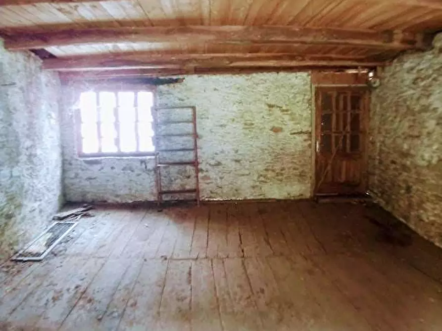 Immagine 8 di Rustico / casale in vendita  in CENTRO 4 a Pieve Vergonte