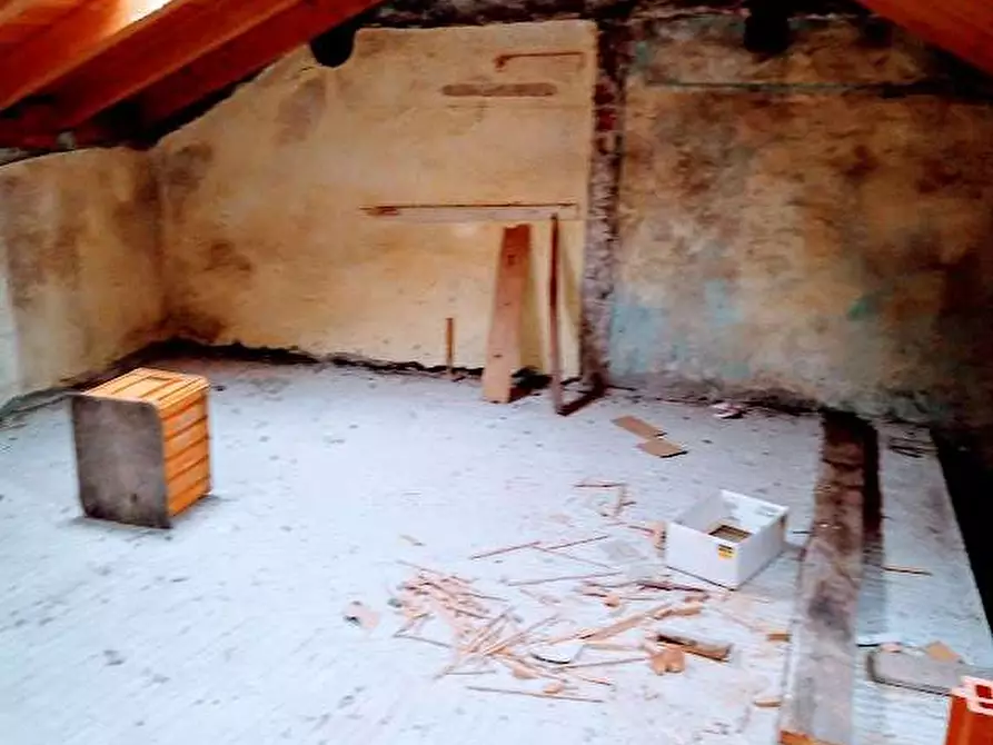 Immagine 8 di Casa indipendente in vendita  in castiglioni 8 a Anzola D'ossola