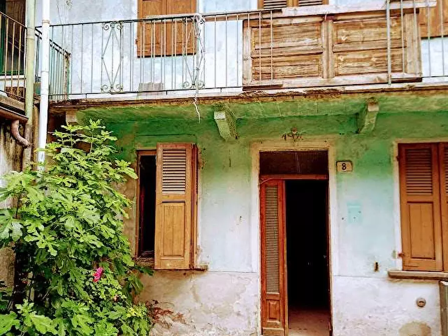 Immagine 1 di Casa indipendente in vendita  in castiglioni 8 a Anzola D'ossola