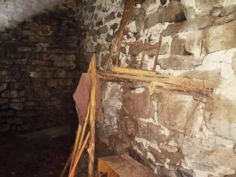 Immagine 22 di Baita in vendita  in apri a Piedimulera