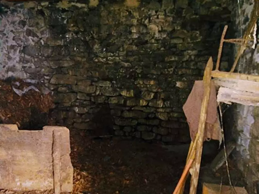 Immagine 26 di Baita in vendita  in apri a Piedimulera