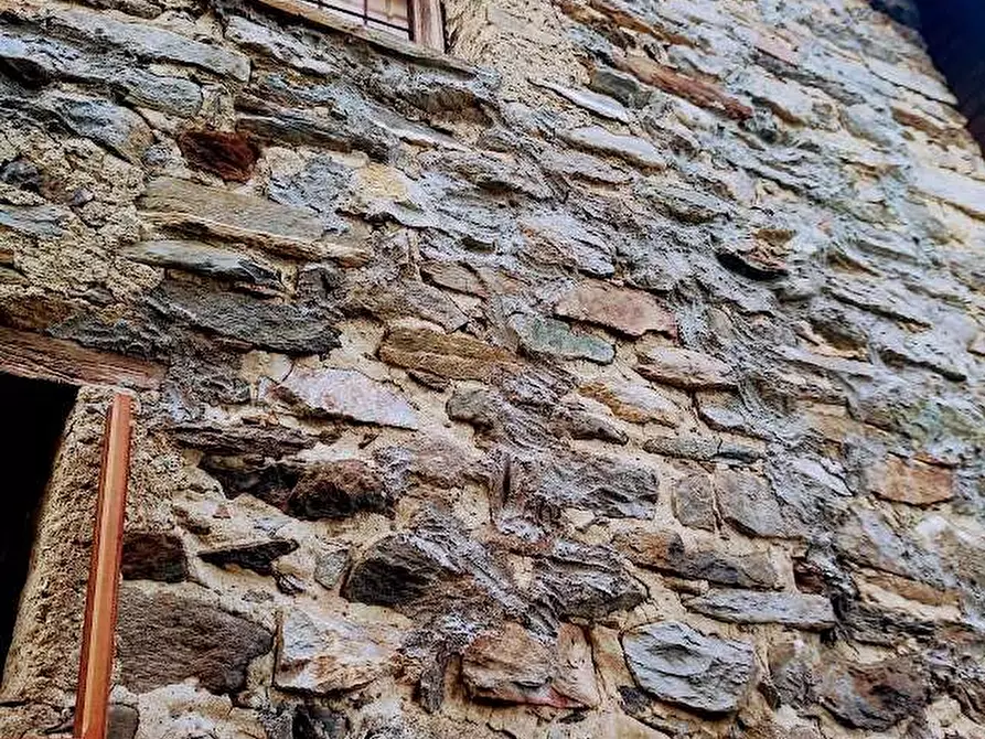 Immagine 28 di Baita in vendita  in apri a Piedimulera