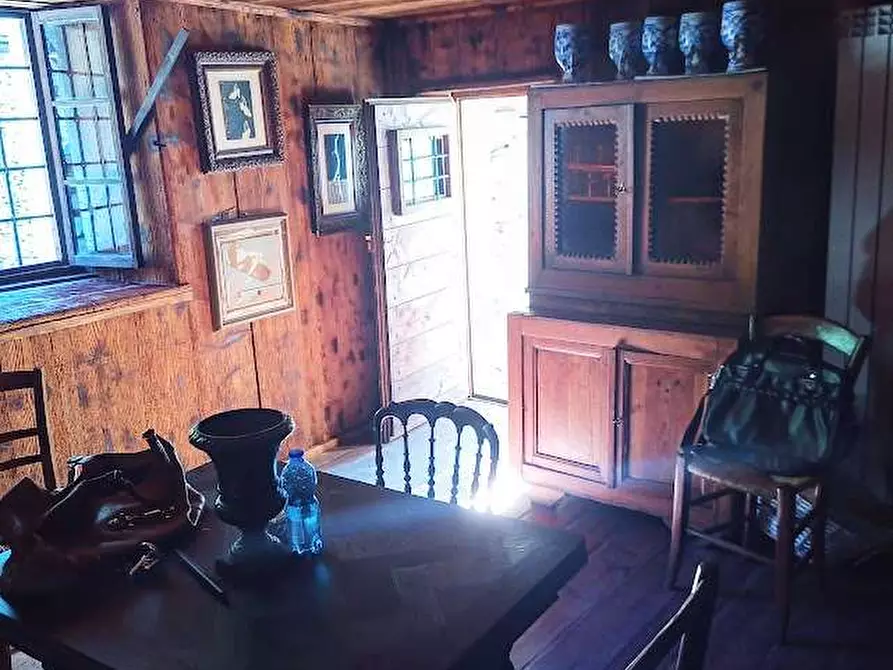 Immagine 18 di Casa indipendente in vendita  in PIAZZA CHIESA a Borgomezzavalle