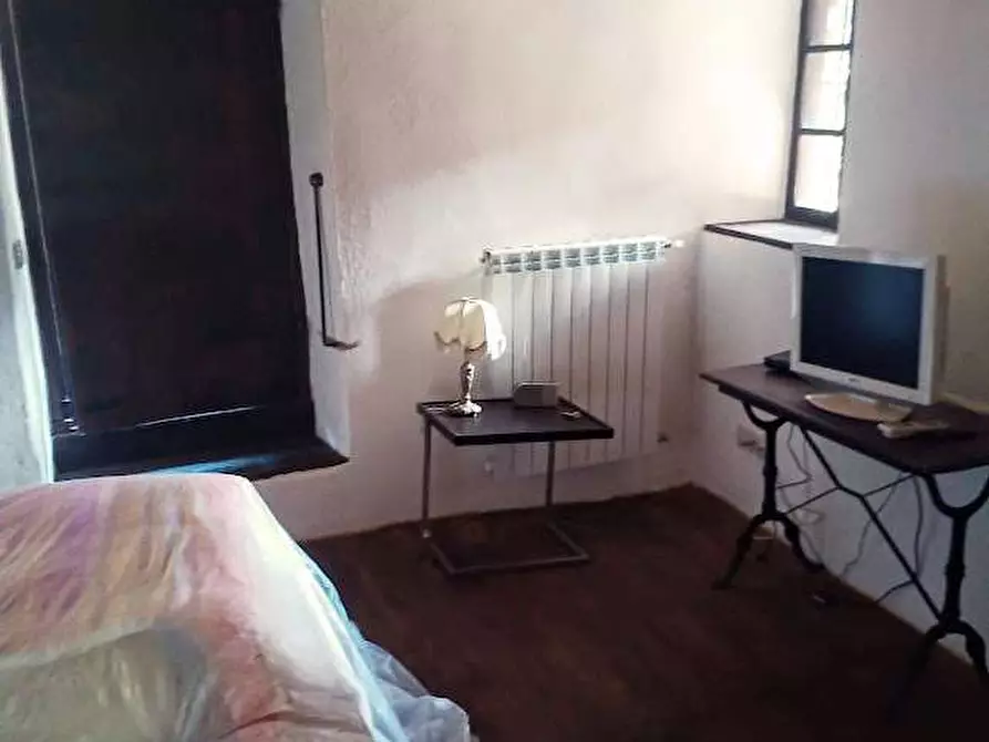 Immagine 21 di Casa indipendente in vendita  in PIAZZA CHIESA a Borgomezzavalle