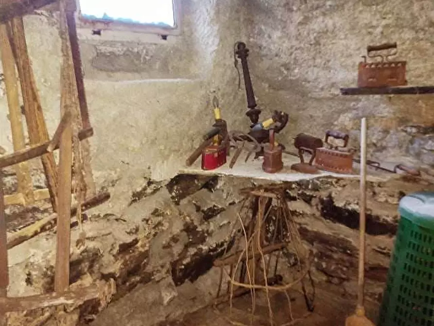 Immagine 43 di Casa indipendente in vendita  in PIAZZA CHIESA a Borgomezzavalle