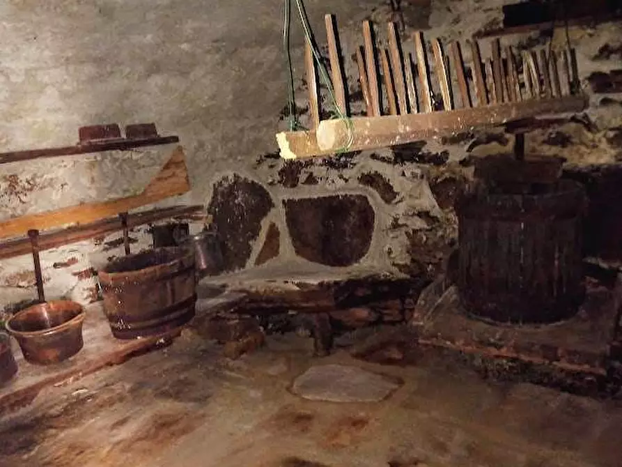 Immagine 44 di Casa indipendente in vendita  in PIAZZA CHIESA a Borgomezzavalle