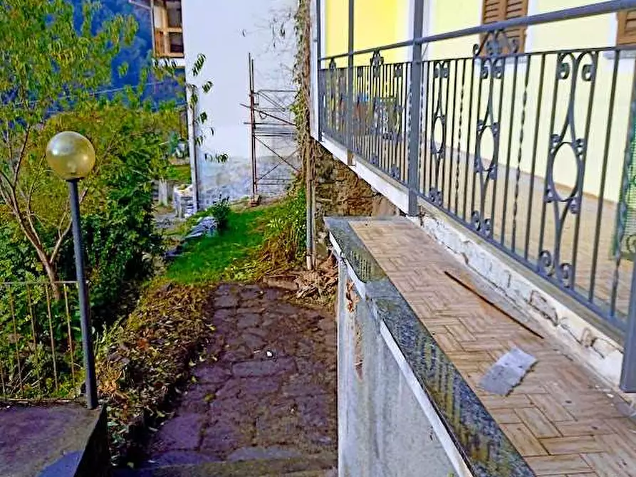 Immagine 2 di Casa indipendente in vendita  in CASA DEI CONTI 17 a Villadossola