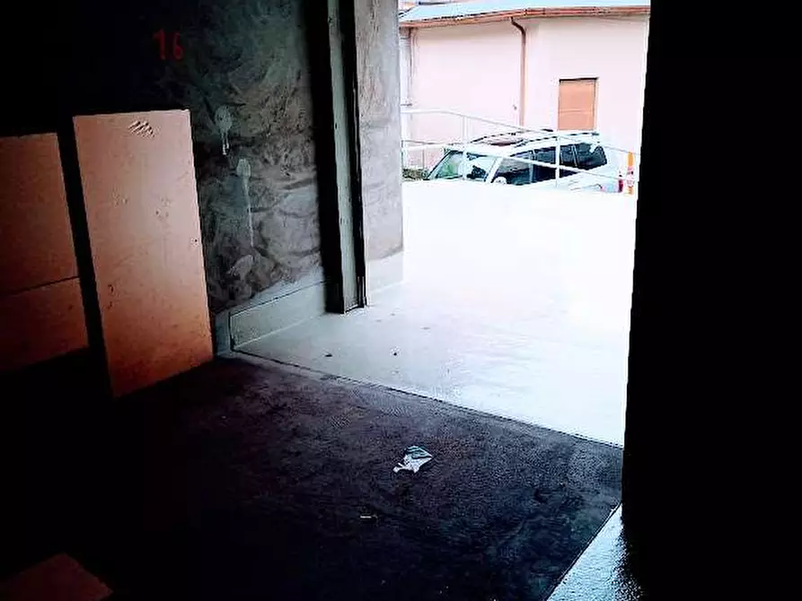 Immagine 15 di Garage in vendita  in PIAZZA DELLA REPUBBLICA a Villadossola