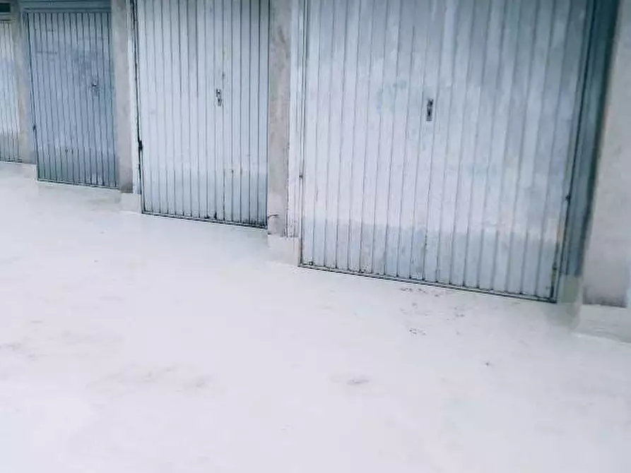 Immagine 10 di Garage in vendita  in PIAZZA DELLA REPUBBLICA a Villadossola