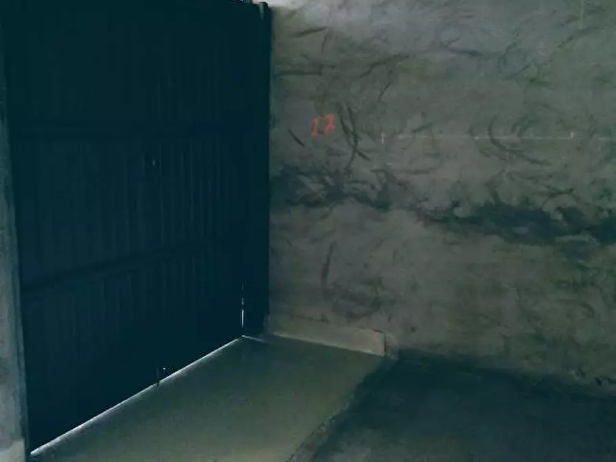 Immagine 16 di Garage in vendita  in PIAZZA DELLA REPUBBLICA a Villadossola