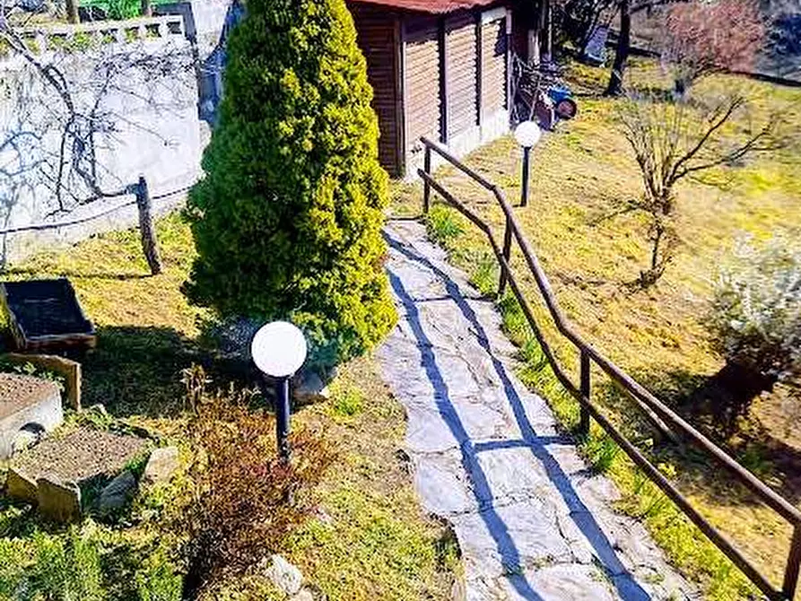 Immagine 71 di Casa indipendente in vendita  in SCAREO a Aurano