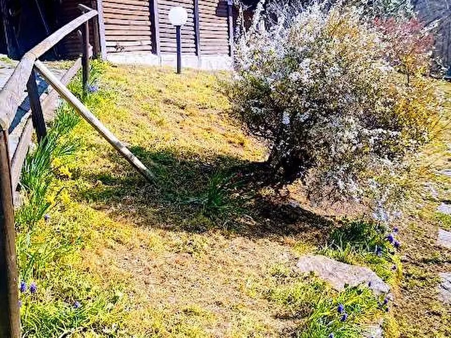 Immagine 76 di Casa indipendente in vendita  in SCAREO a Aurano