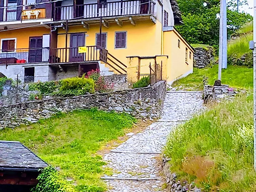 Immagine 4 di Casa indipendente in vendita  in LOC. PIAGGIO 33 a Varzo