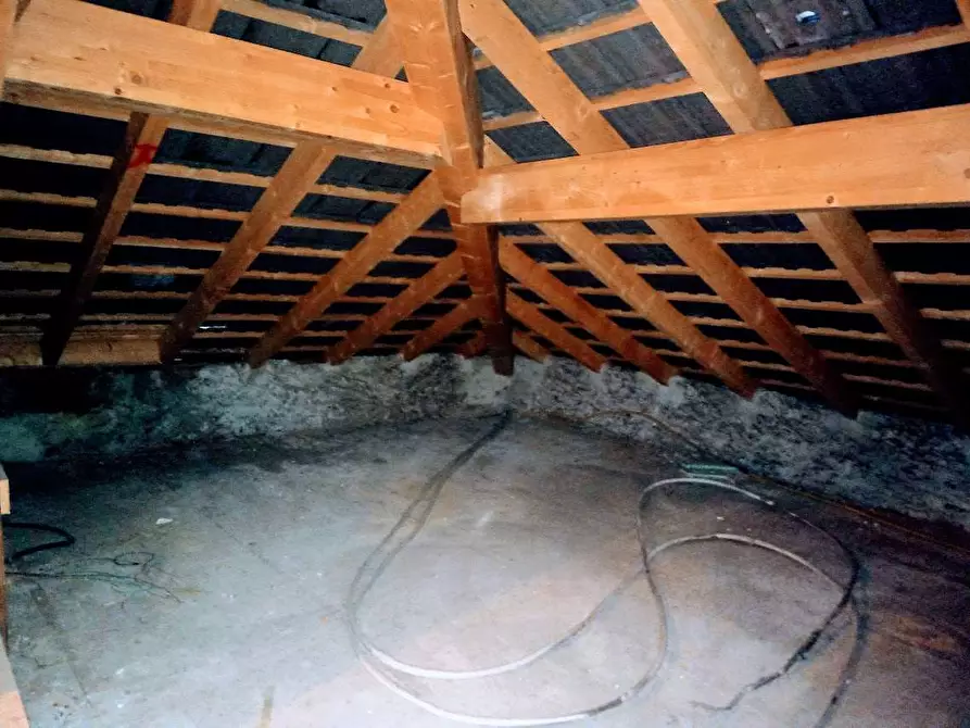 Immagine 30 di Quadrilocale in vendita  in piazza gramsci 39 a Piedimulera